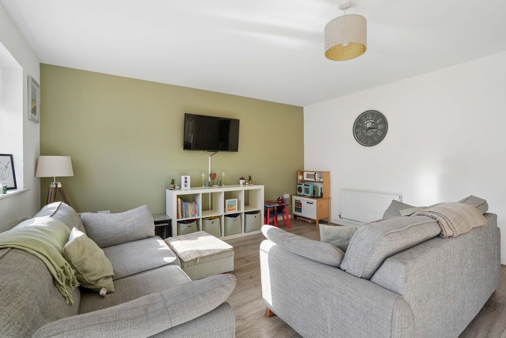 Property photo 3 of 14 Reception Room