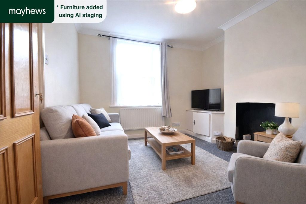 Property photo 3 of 10 Living Room - Ai