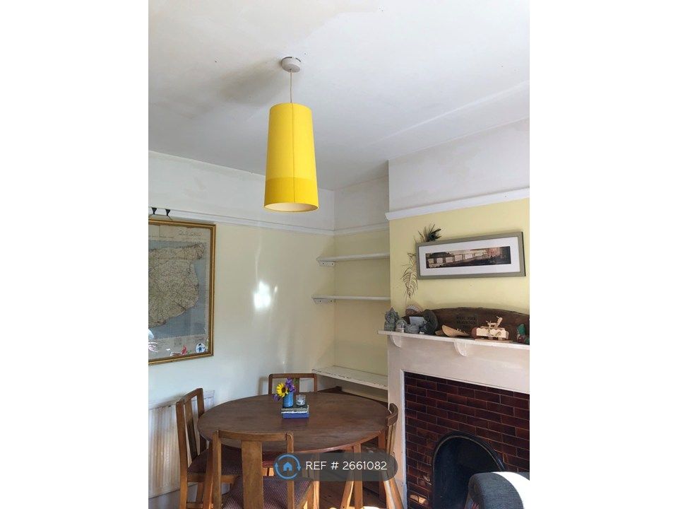 Property photo 3 of 11 Dining Room