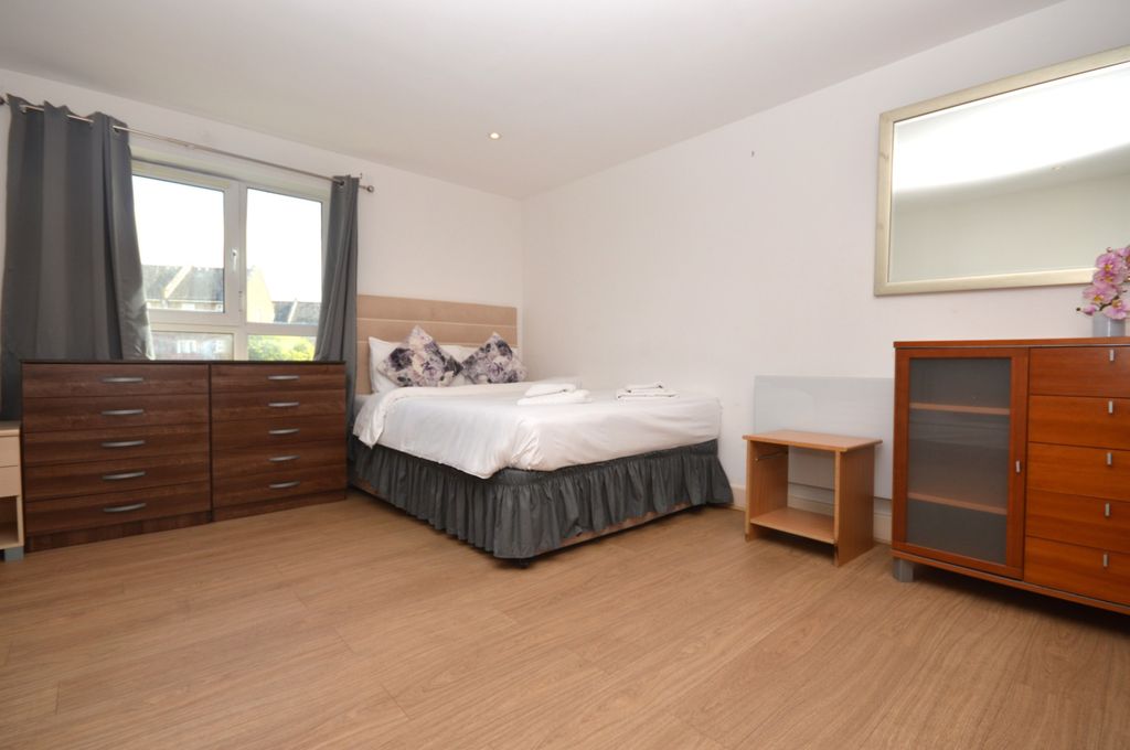 Property photo 2 of 12 Gallery