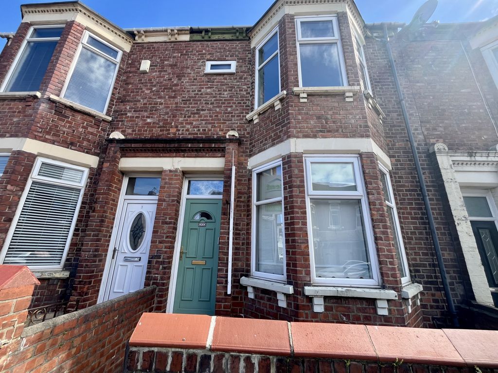 Property photo 1 of 14 3 Bedroom Terraced House , Located On Lyndhurst Street, South Tyneside