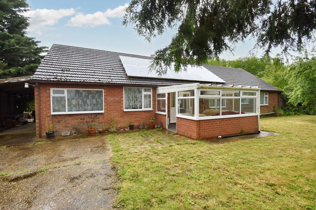 Property photo 1 of 18 Front