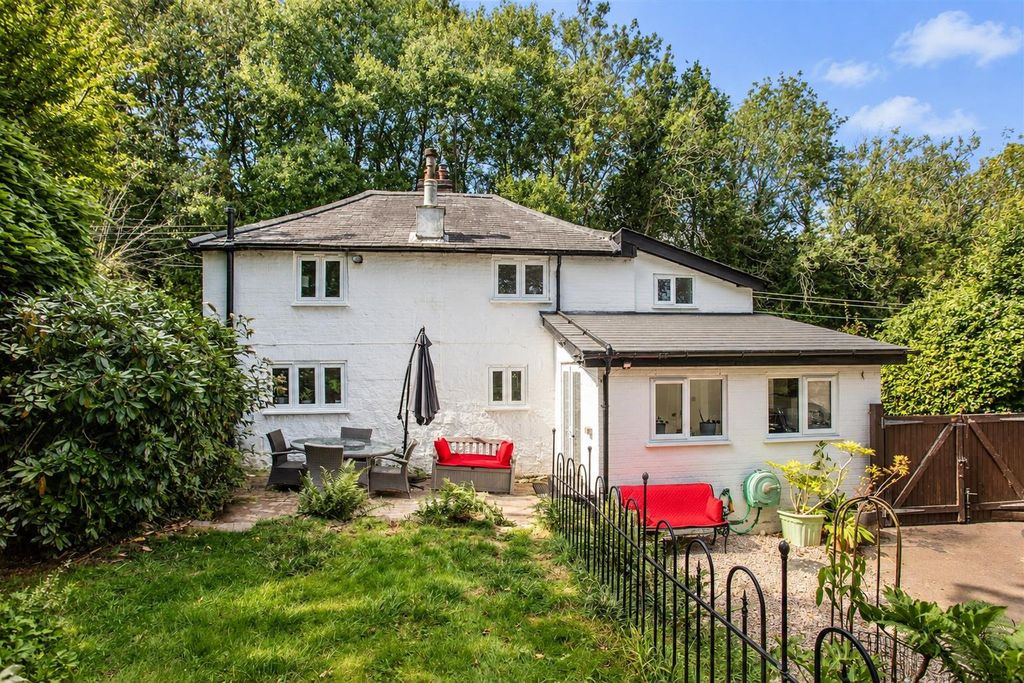 Property photo 1 of 22
