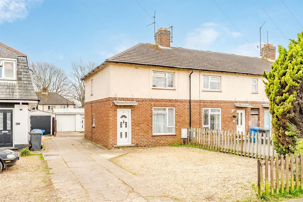 Property photo 1 of 25 Front