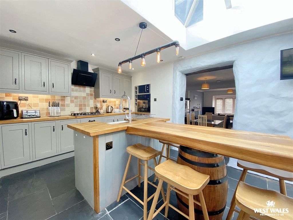 Property photo 3 of 29 Img_6786.Jpg