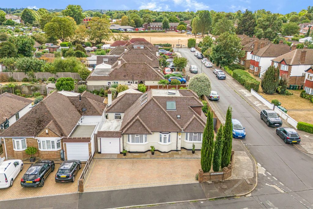 Property photo 1 of 26 343390