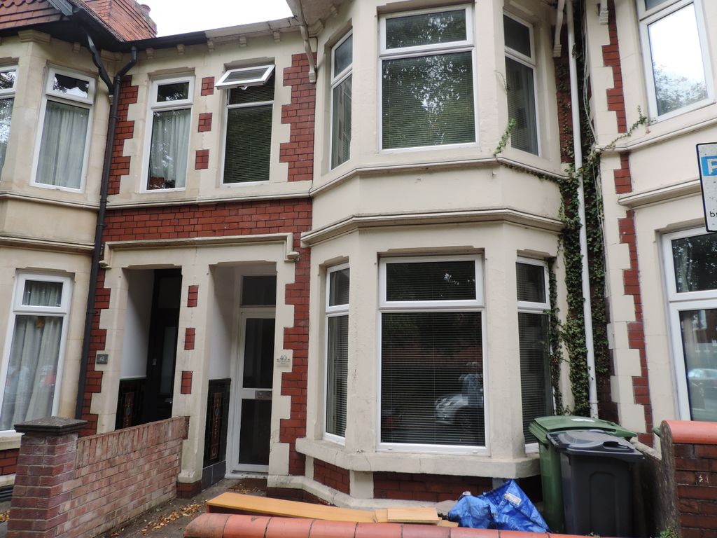 Property photo 1 of 28