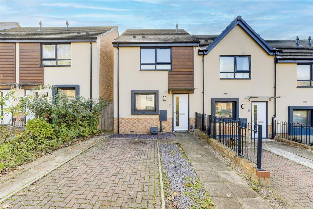 Property photo 1 of 15 221025_14 Copy.Jpg