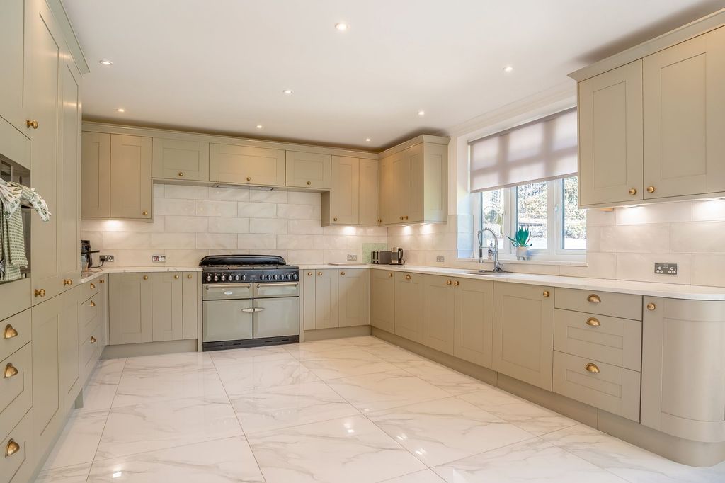 Additional image 4 of 6 bed detached house for saleChurch Road, Old St. Mellons CF3