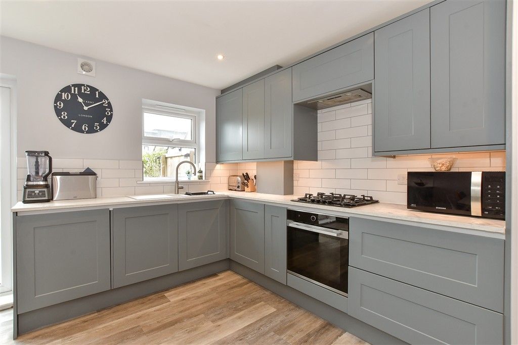 Property photo 2 of 18 Kitchen/Dining Room