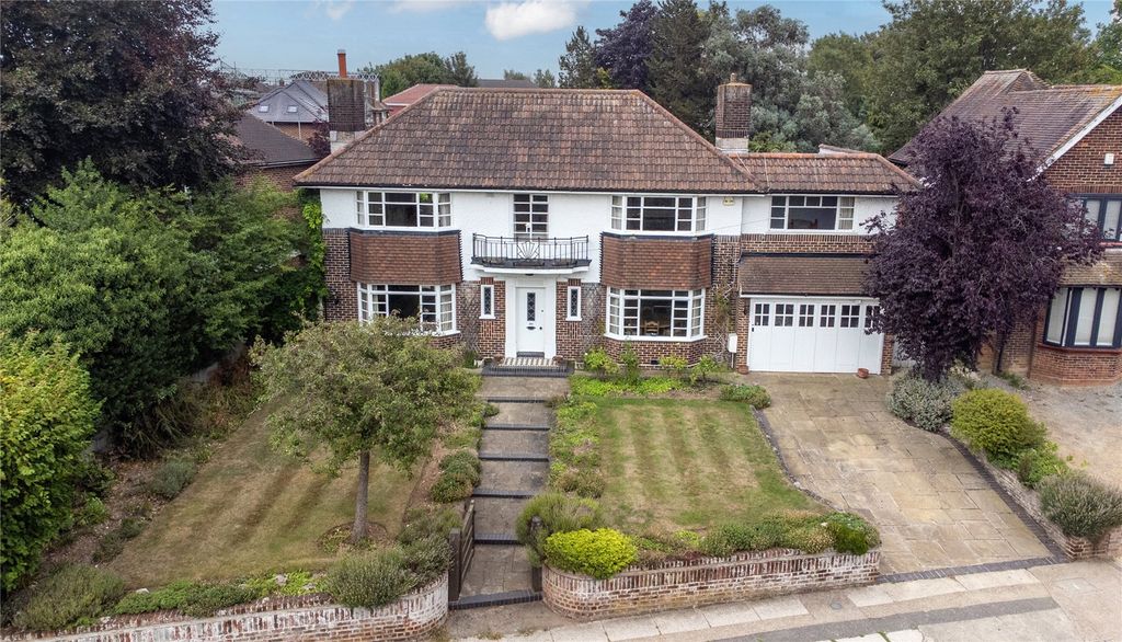 Property photo 1 of 41 Picture No. 85
