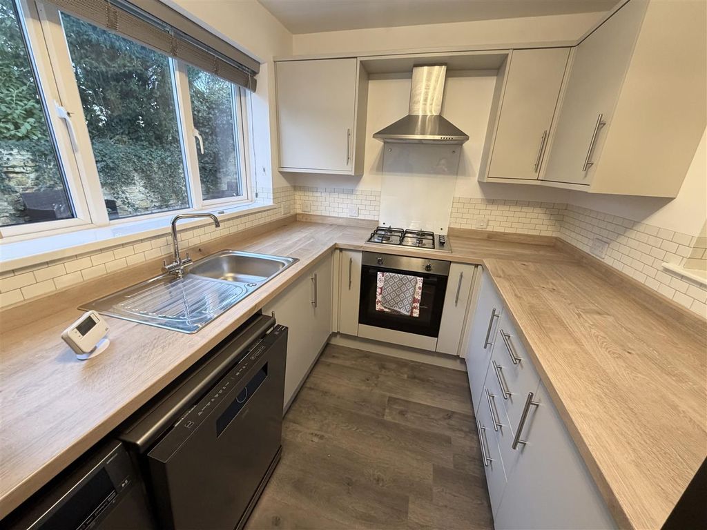 Property photo 2 of 14 Img_8463.Jpeg