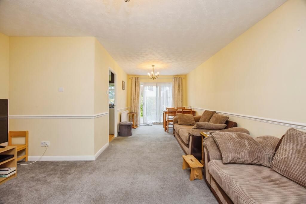 Property photo 3 of 12