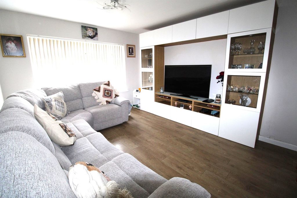 Property photo 3 of 15 Not Specified