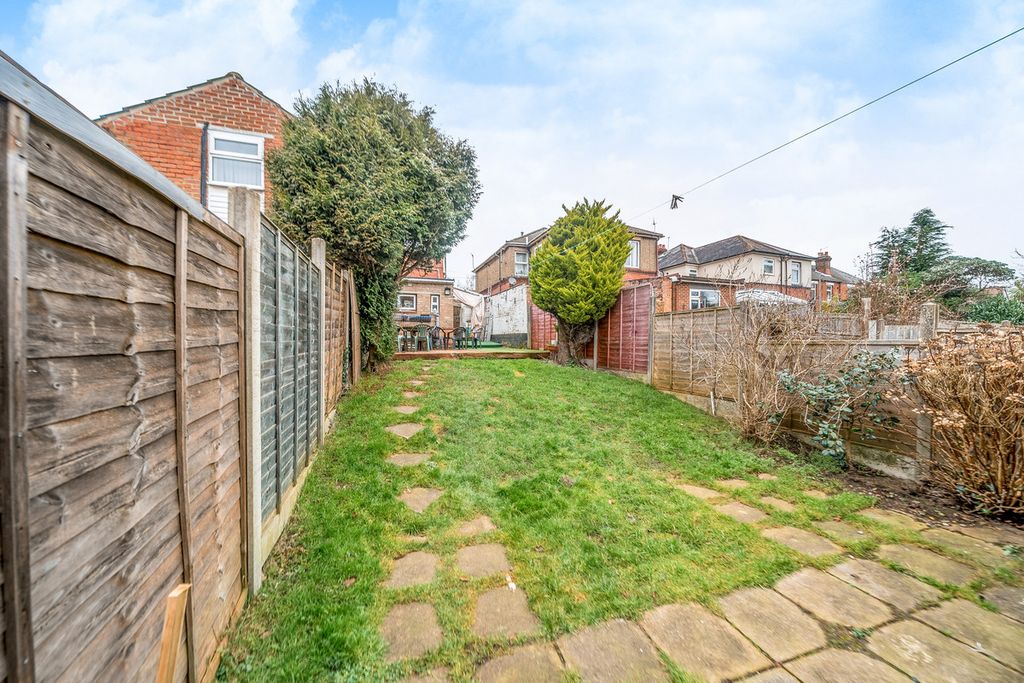 Property photo 2 of 16