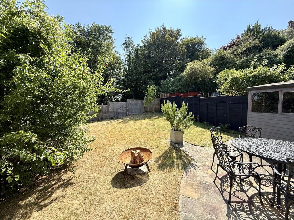 Property photo 3 of 23 Picture No. 94