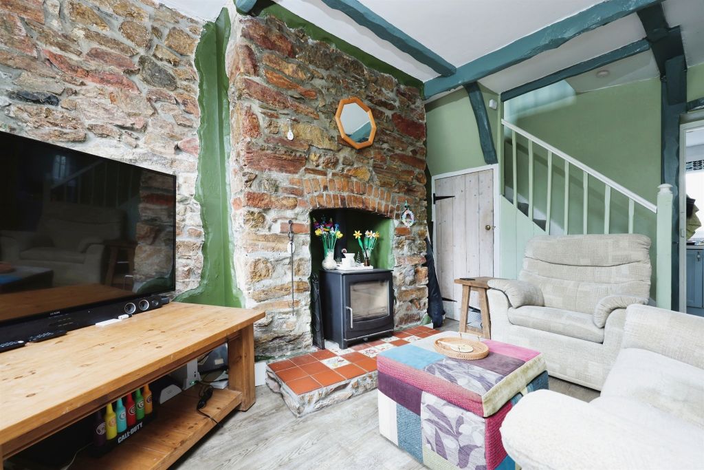 Property photo 3 of 13