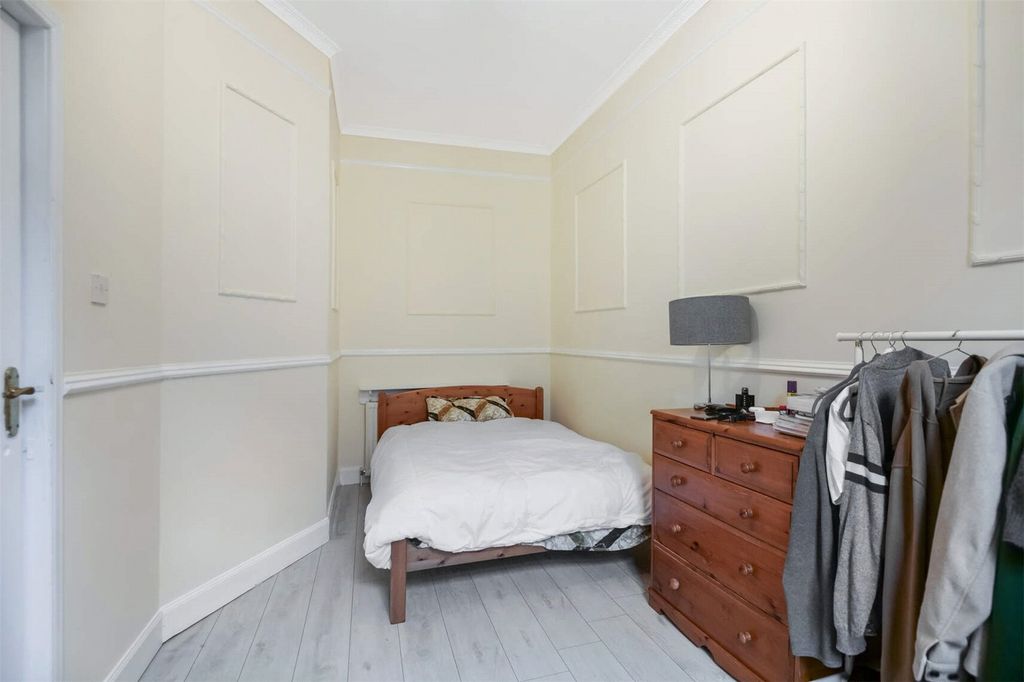 Property photo 3 of 16 Bedroom 2