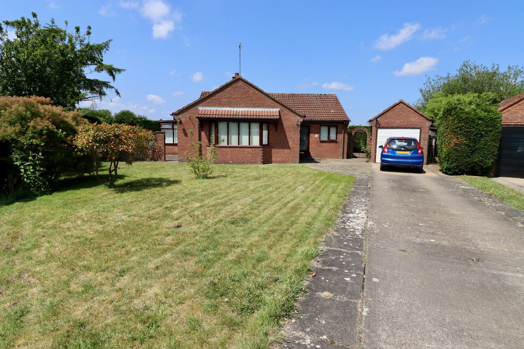 Property photo 1 of 11 Img_6063