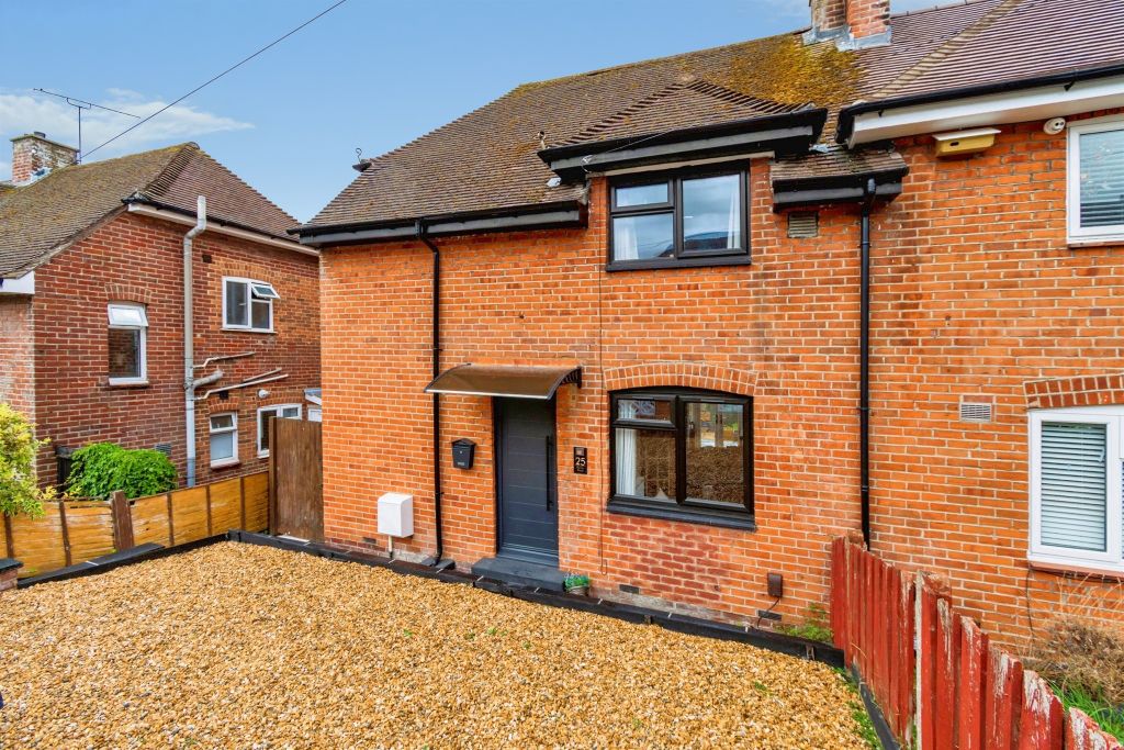 Property photo 1 of 17