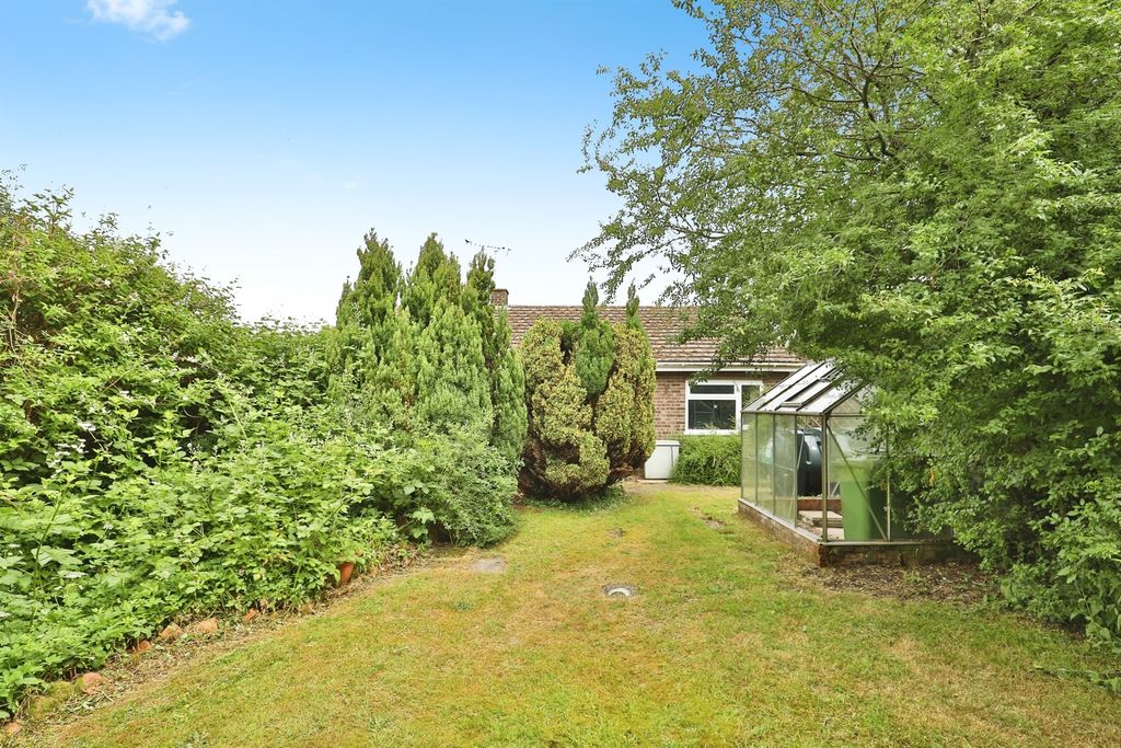 Property photo 2 of 18