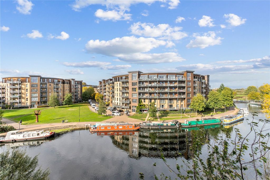 Property photo 3 of 13 Picture No. 02