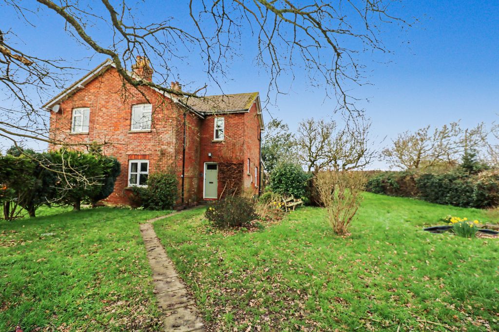 Property photo 1 of 14 Front