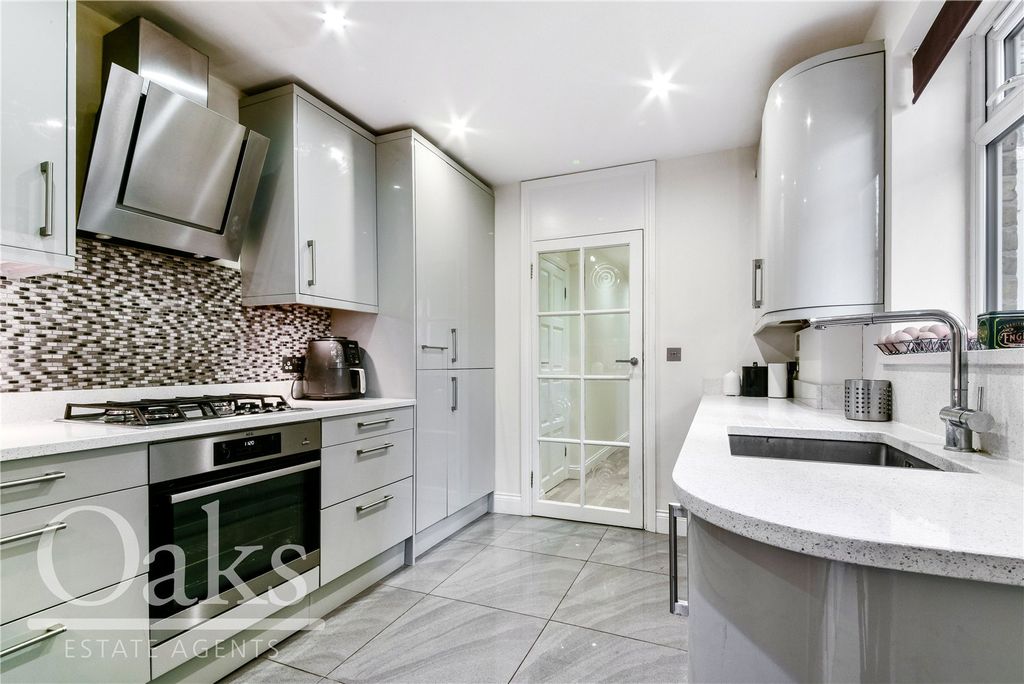 Property photo 2 of 8 Picture No. 04