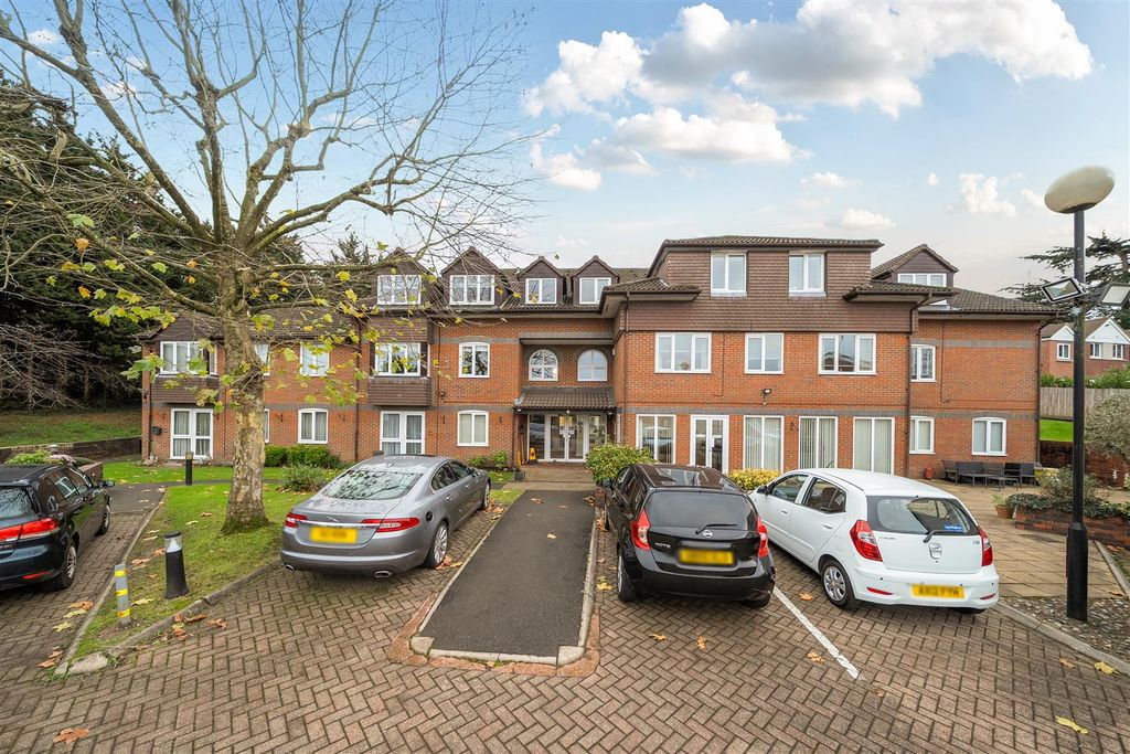 Property photo 1 of 12 Exterior: