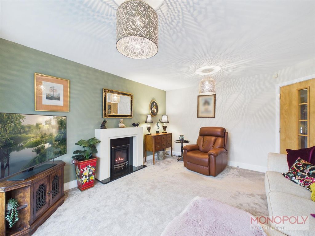 Property photo 3 of 31 Cam01943G0-Pr0608-Still035.Jpg