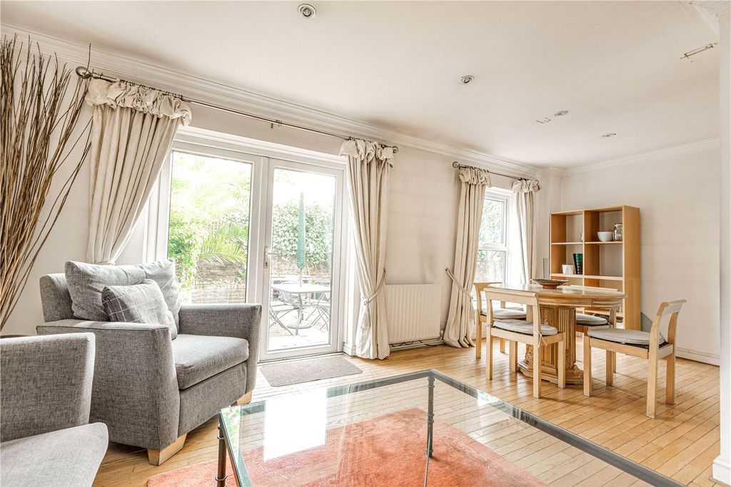 Property photo 3 of 15 Picture No. 14