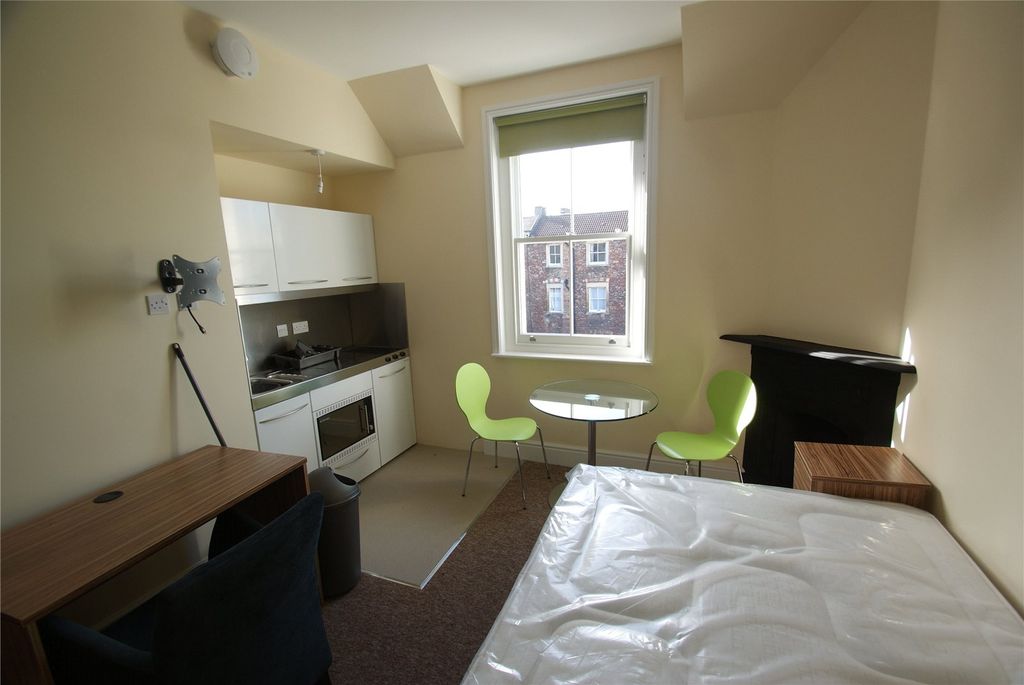 Property photo 1 of 3 Picture No. 04