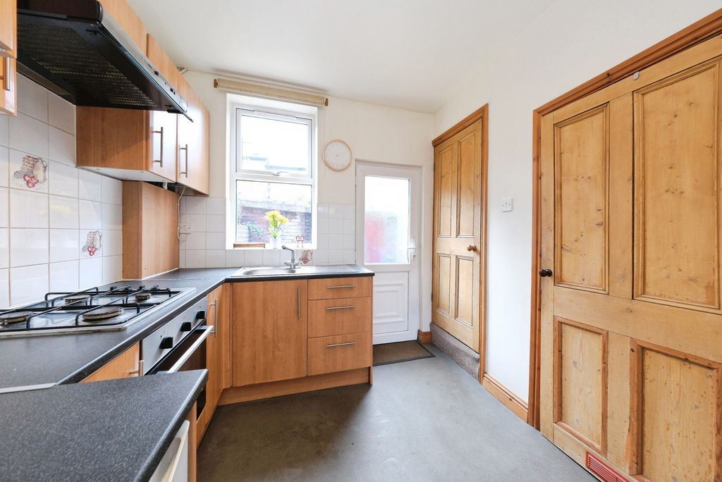 Property photo 2 of 18 Pbox-Img.Jpg