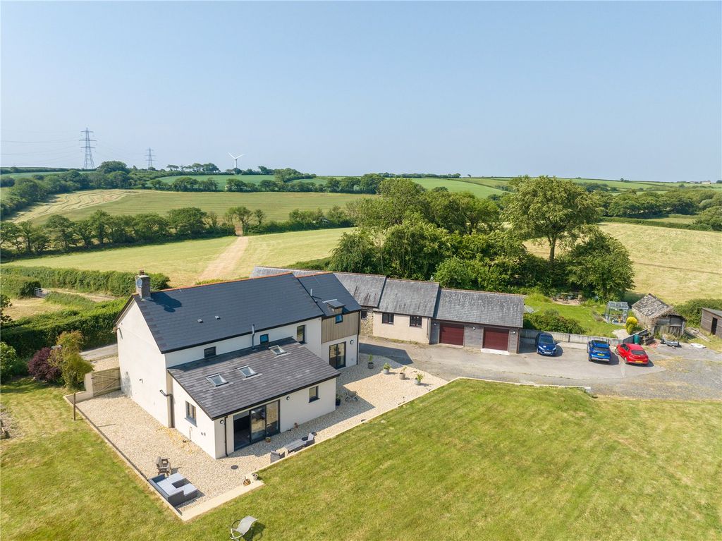 Property photo 2 of 44 Picture No. 92