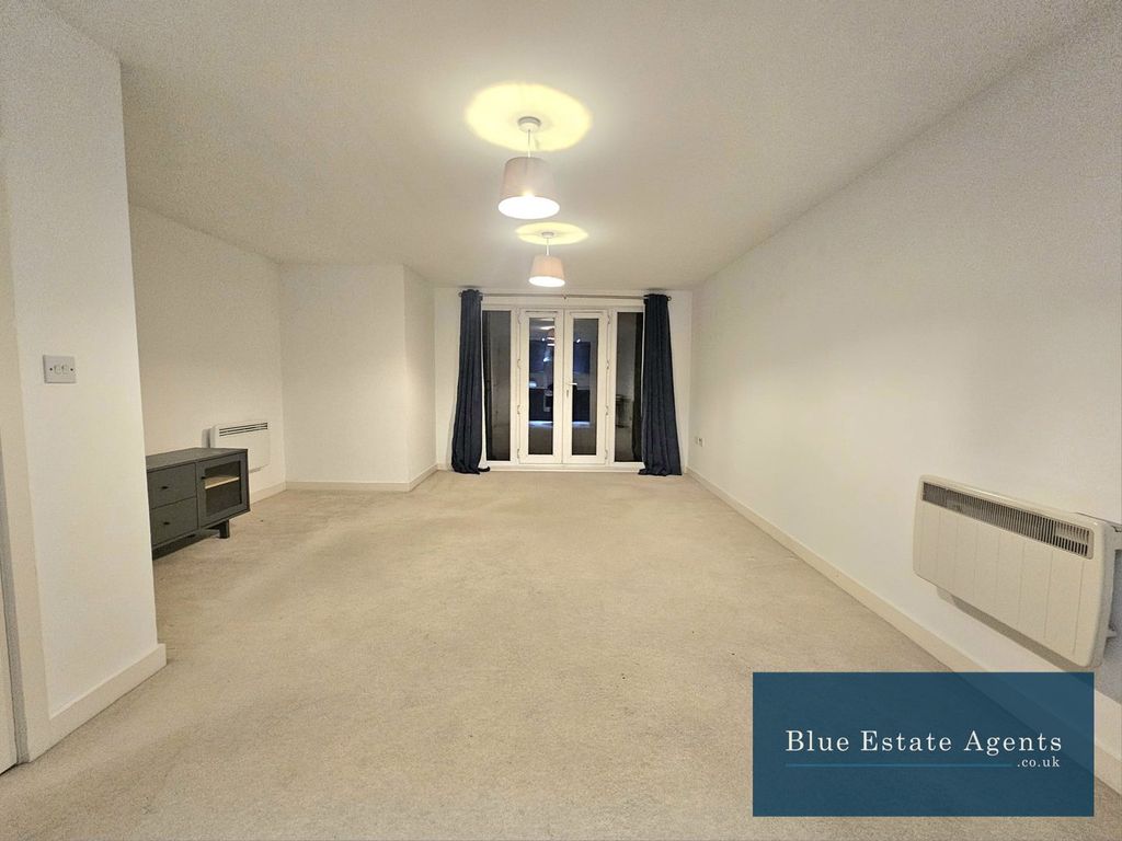 Property photo 1 of 9 Lounge