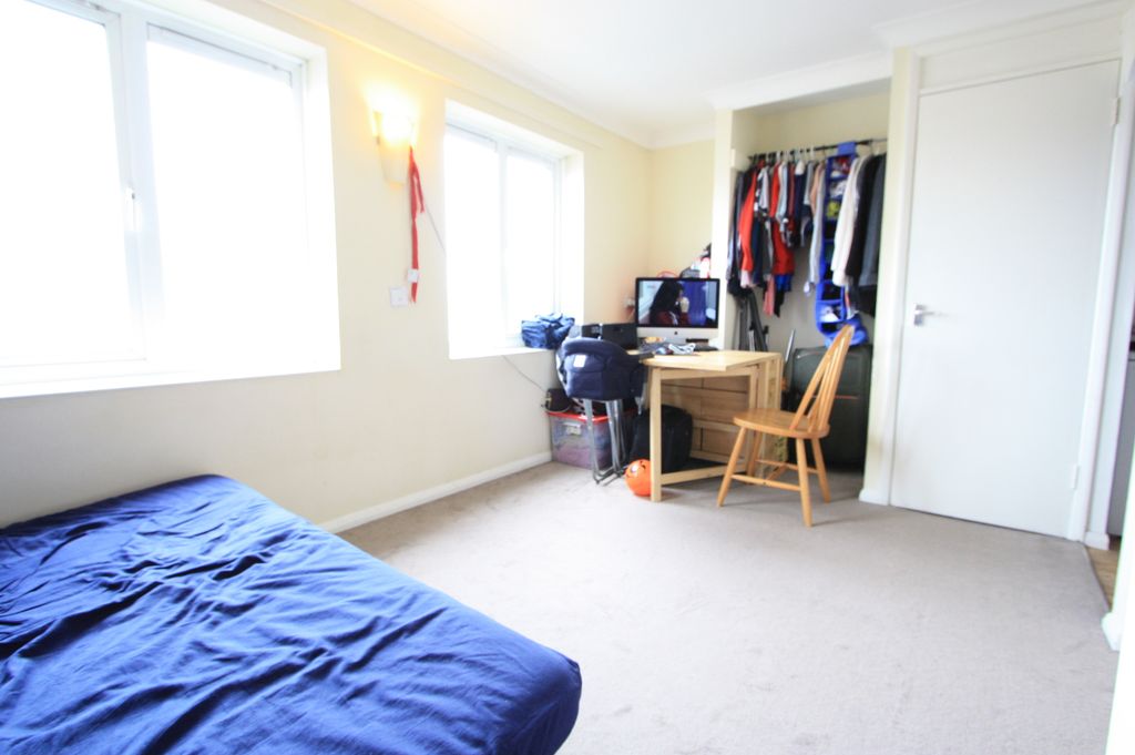 Property photo 1 of 5