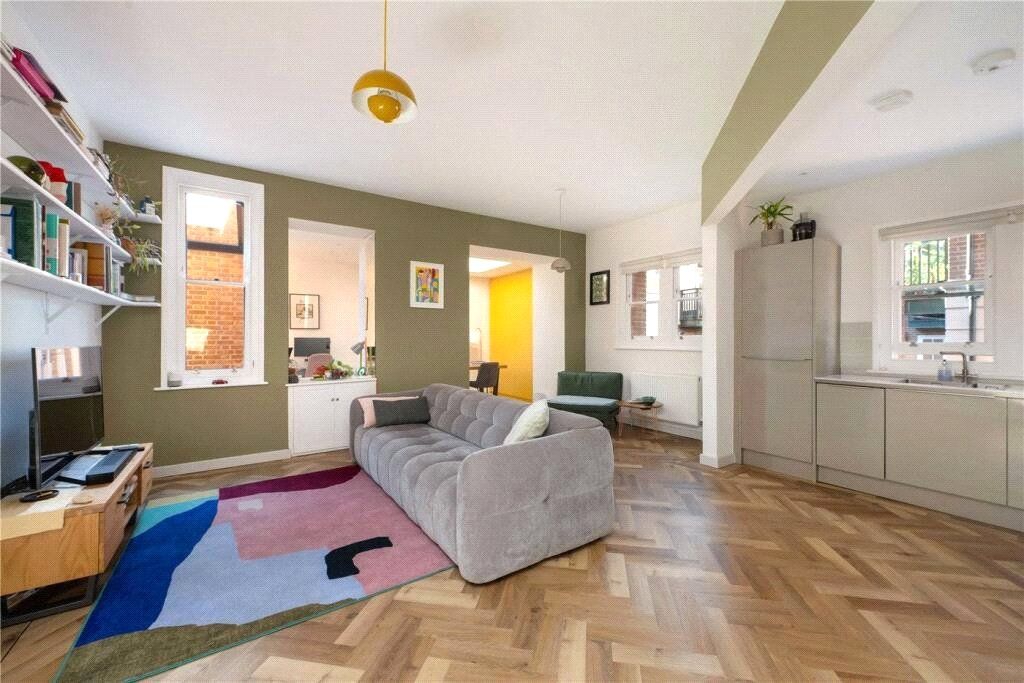 Property photo 2 of 15 Picture No. 07