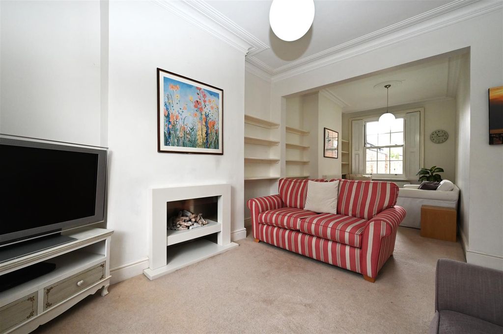 Property photo 2 of 24 Lounge Dining.Jpg