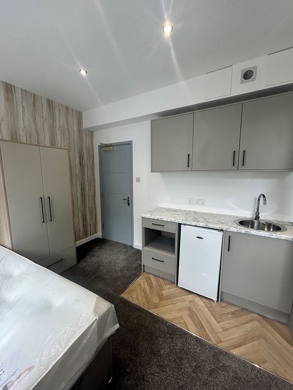 Property photo 1 of 7 2694-Pra12744-1-Raw