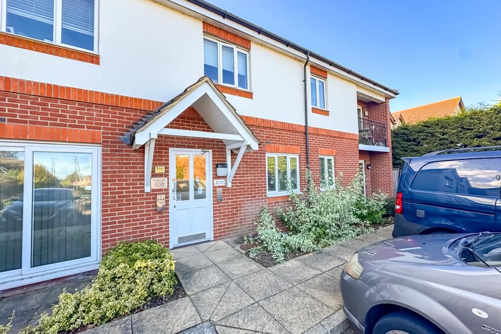 Property photo 1 of 12