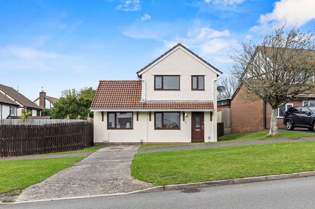 Property photo 1 of 26