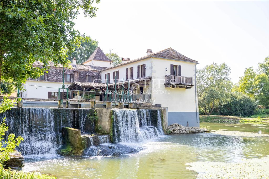 Property photo 1 of 19 The Mill House, Located On The Banks Of The River Dropt, Overlooking Its Lake And 13 Hectares Of Wooded Grounds