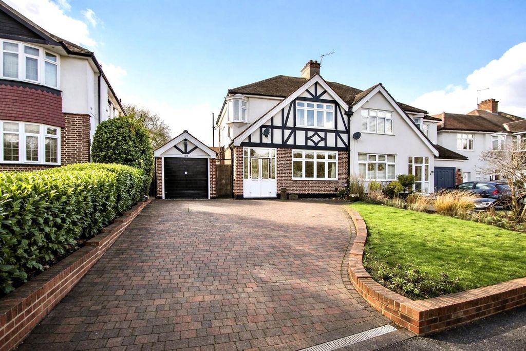 Property photo 1 of 20 Foresters.Jpg