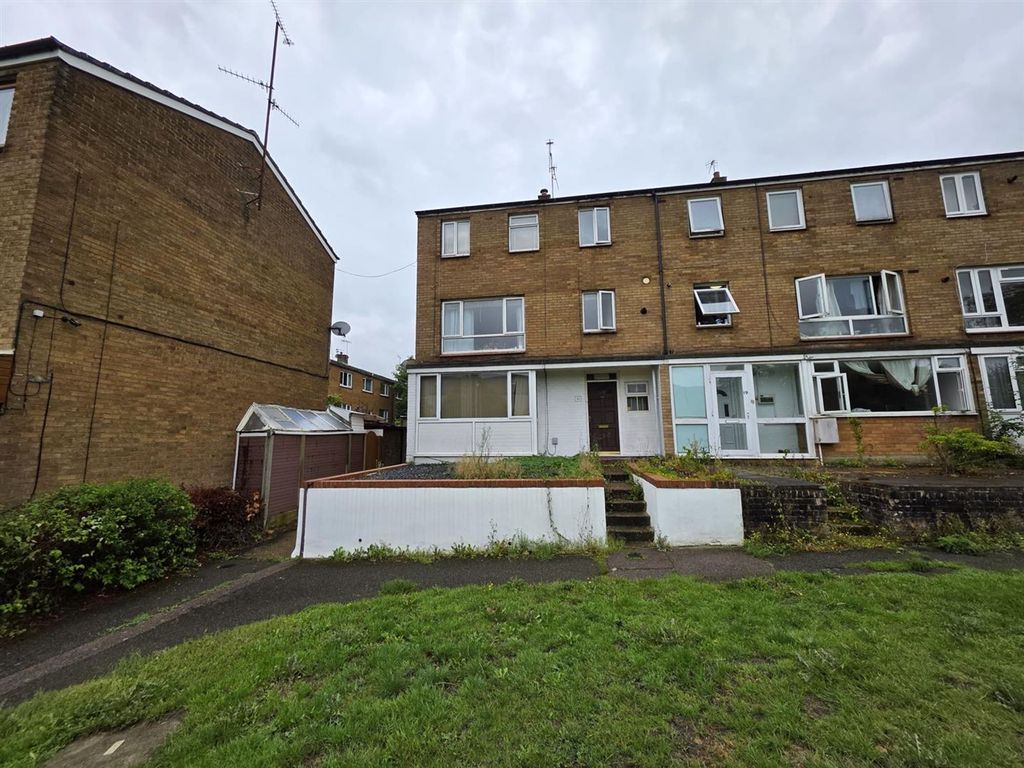 Property photo 1 of 15 Front