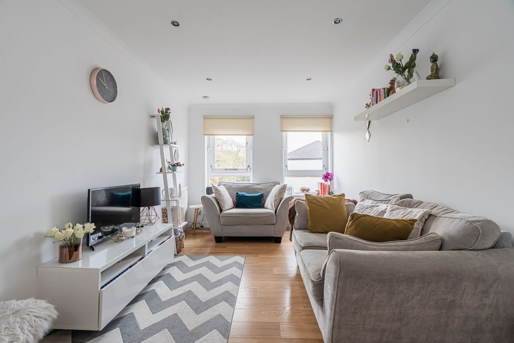 Property photo 2 of 14 Property Image 2