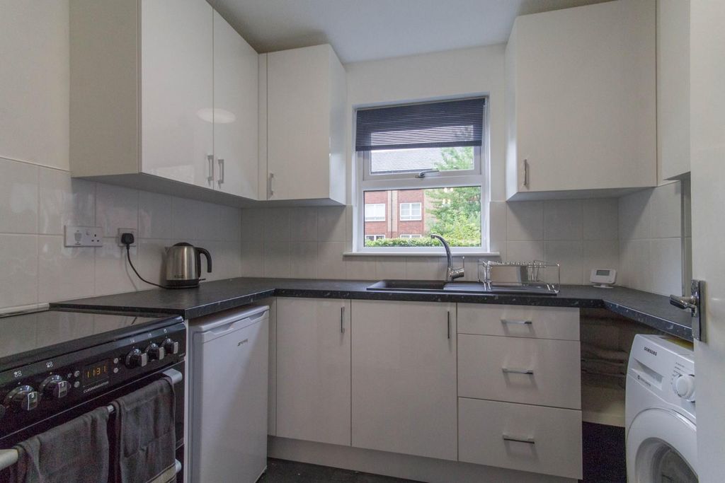 Property photo 2 of 7 Img_9840.Jpg