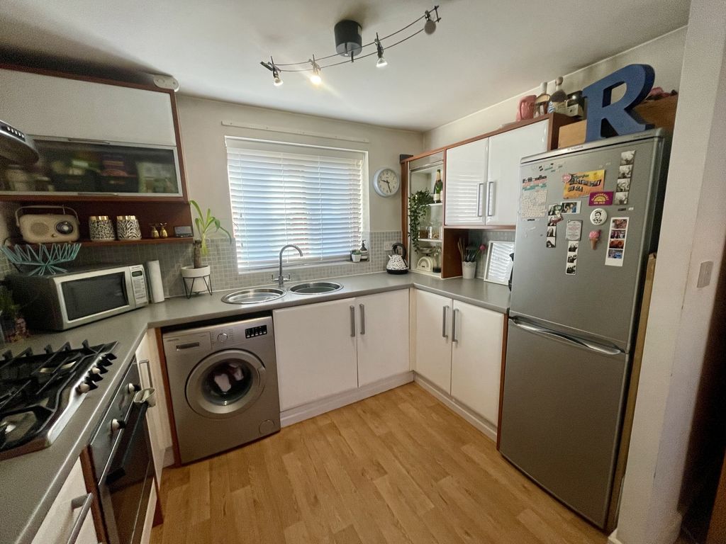 Property photo 2 of 11 Photo 2