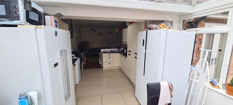 Property photo 2 of 9 Photo 16