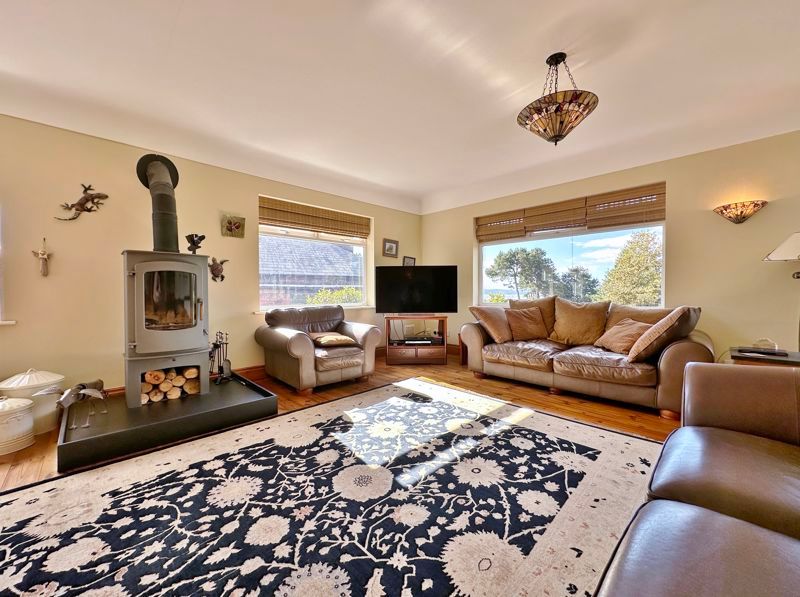 Property photo 3 of 30 Photo 4