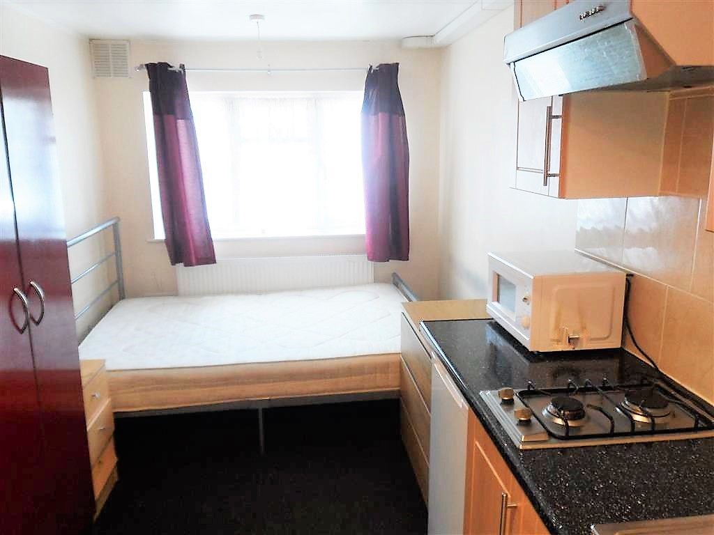 Property photo 2 of 5